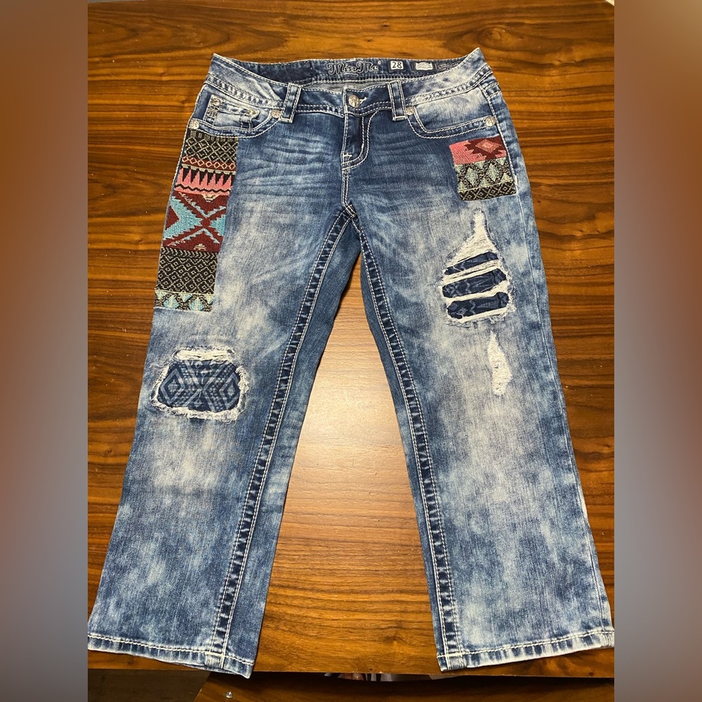 Size 28 Miss Me Crop Pants